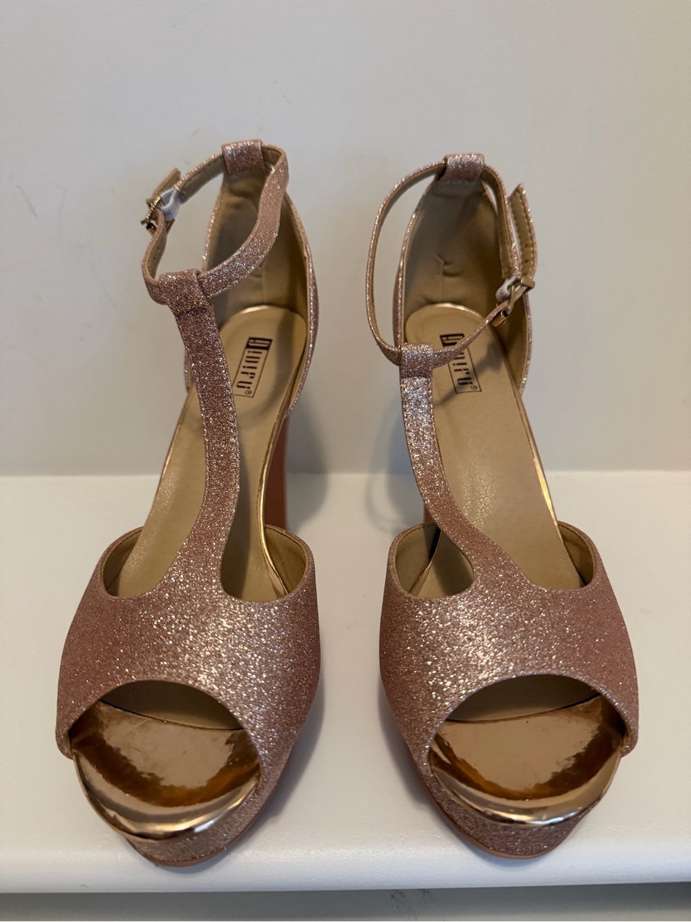 IDIFU IN5 Rose Gold Glitter Platform T-Strap Heels Size 10